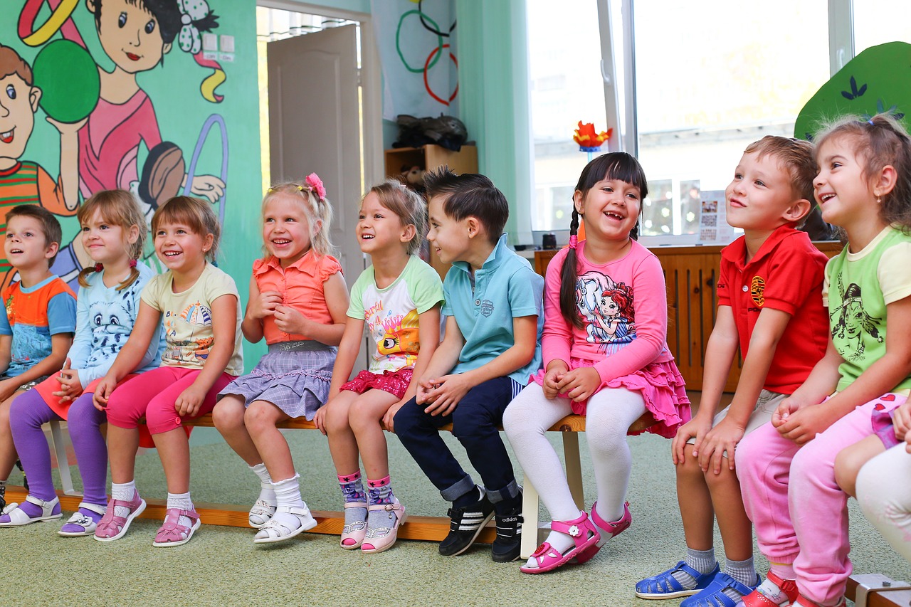 myintegration-daisy-linnan-lapset Hymyileviä päiväkotilapsia